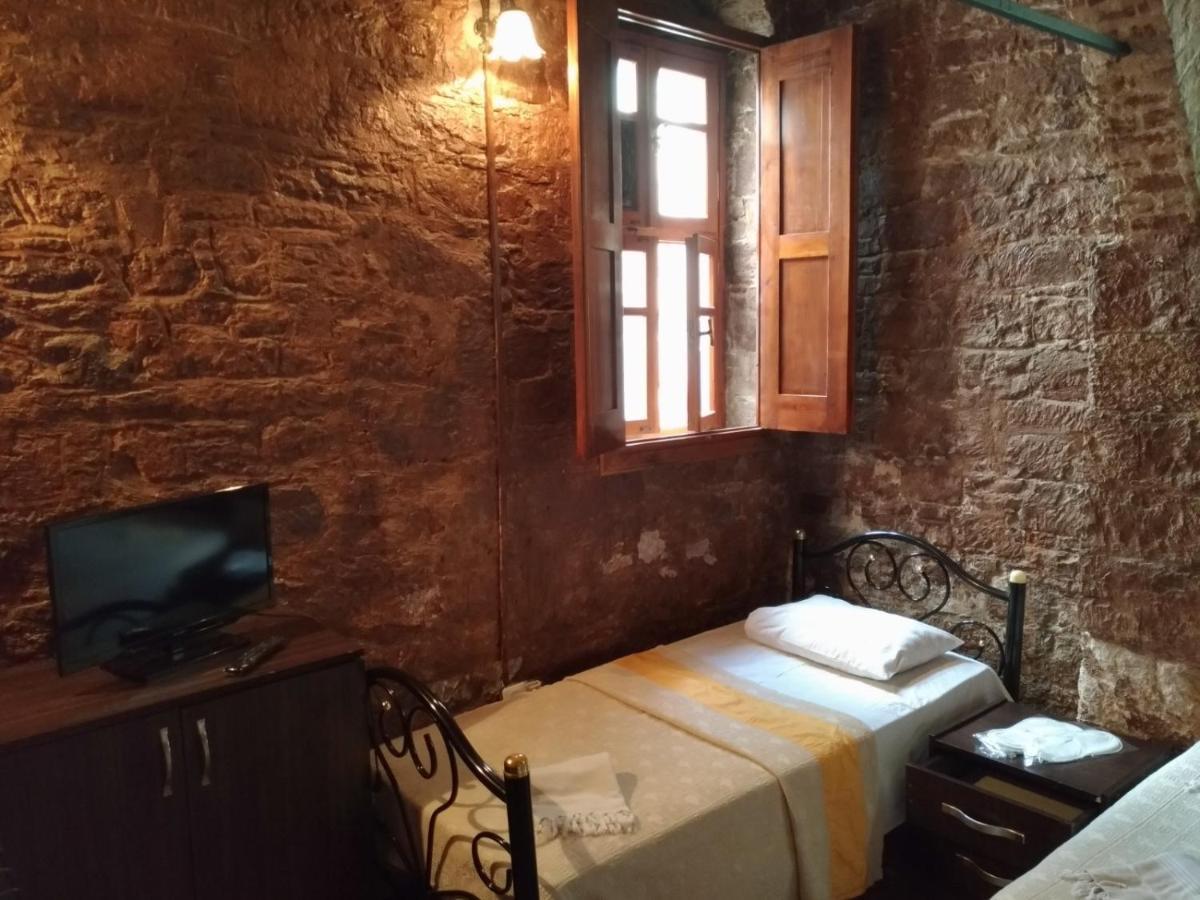 Ayfada Cafe & Pension Ayvalı Exteriör bild
